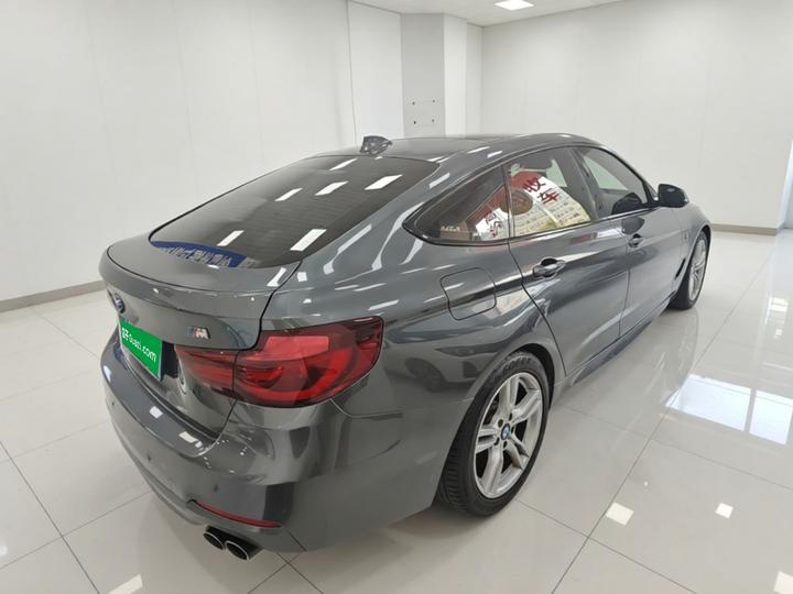 3 SeriesGT 2019 320i M Sport Package photo 6