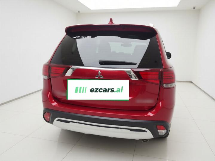 Outlander 2020 2.0L RWD Enjoy 5-Seater photo 5