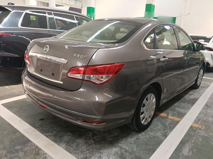 Sylphy 2012 Classic 1.6XE AT Comfort photo 6