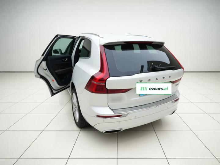 XC60 2021 T5 AWD Luxury photo 4