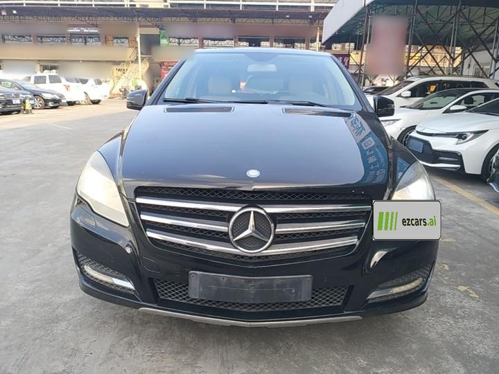 R-Class 2011 R 350 L 4MATIC photo 2