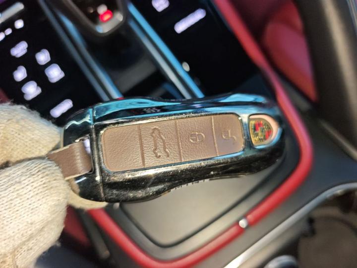 2019 Cayenne 3.0T photo 8
