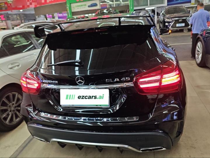 GLA AMG 2017 Facelift AMG GLA 45 4MATIC photo 3
