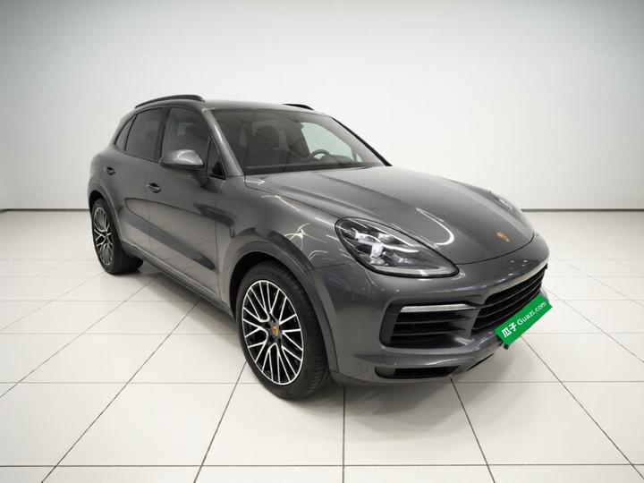 2019 Cayenne 3.0T photo 3