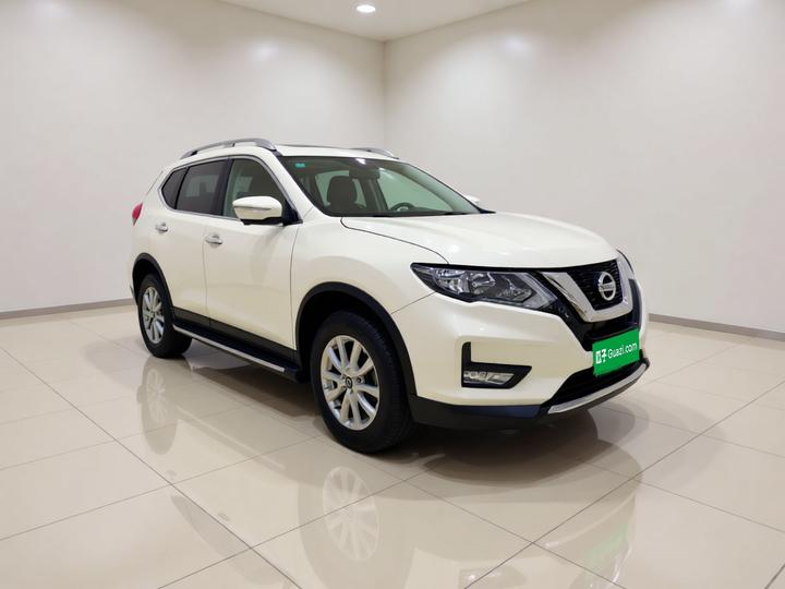 X-Trail 2017 2.0L CVT Comfort 2WD photo 3