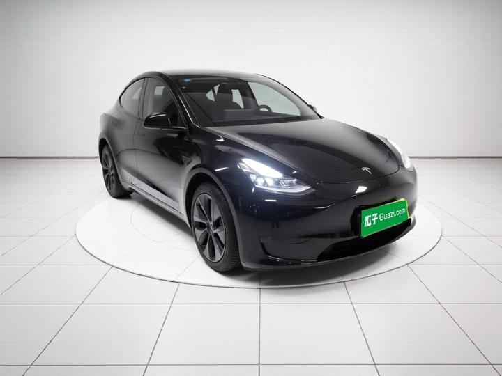 Model Y 2023 RWD photo 3