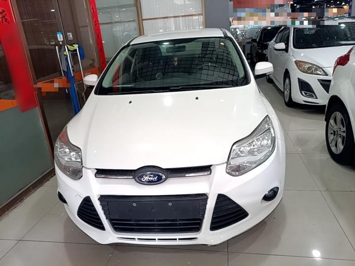 Focus 2012 Sedan 1.6L AT Comfort photo 2