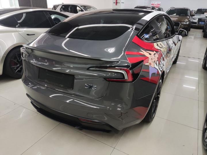 Model 3 2024 Performance AWD photo 4