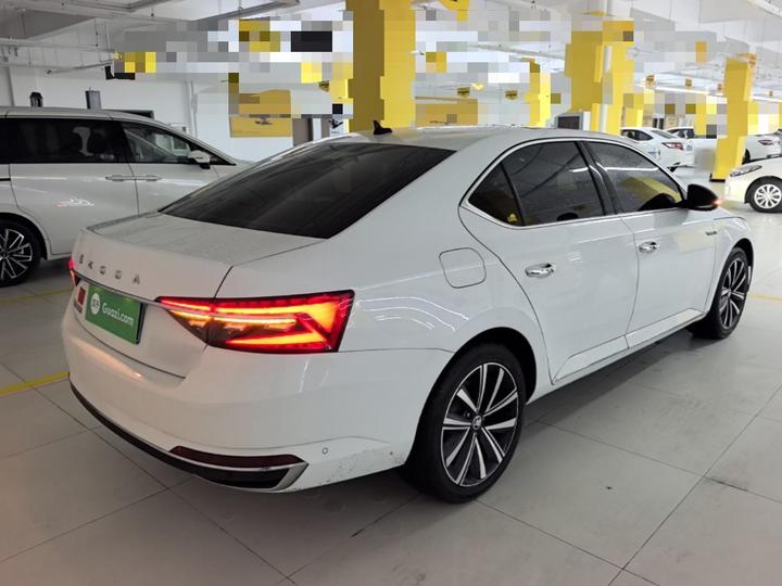 Superb 2024 TSI280 DSG Exclusive photo 4