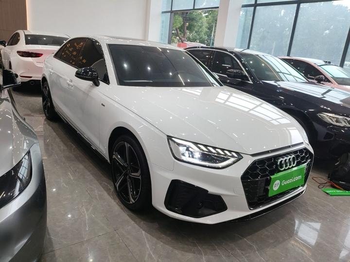 A4L 2023 40 TFSI Luxury Dynamic photo 3