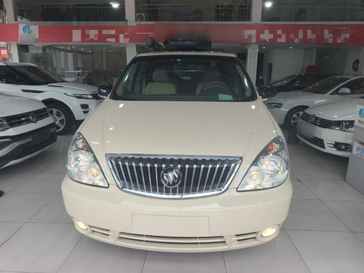 GL8 2014 2.4L Classic photo 2