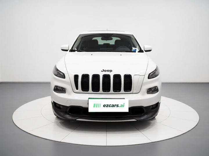 Cherokee 2017 2.0L photo 2