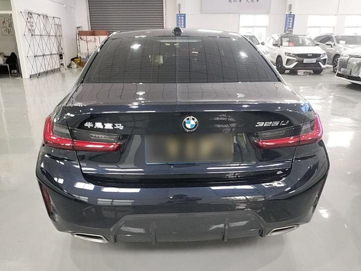 3 Series 2024 325Li M Sport Package photo 3