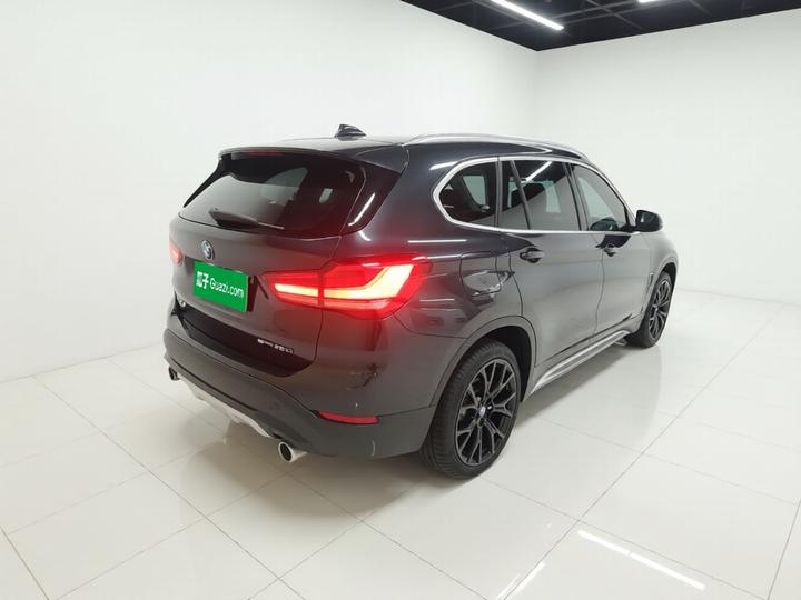 X1 2022 Facelift xDrive25Li Exclusive photo 6