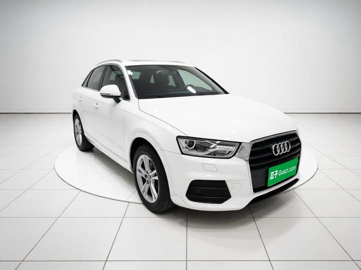 Q3 2017 30 TFSI Fashion photo 3