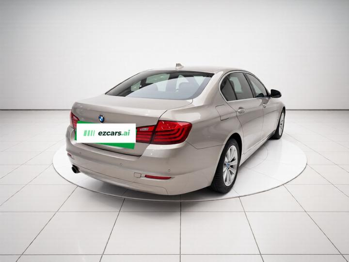 5 Series 2014 520Li photo 6