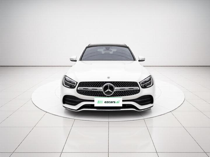 GLC 2020 GLC 260 L 4MATIC Luxury photo 2