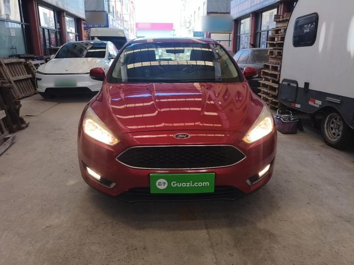 Focus 2015 Hatchback 1.6L AT photo 2