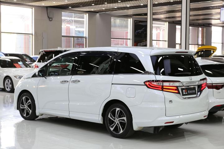 Odyssey 2015 2.4L Supreme photo 6