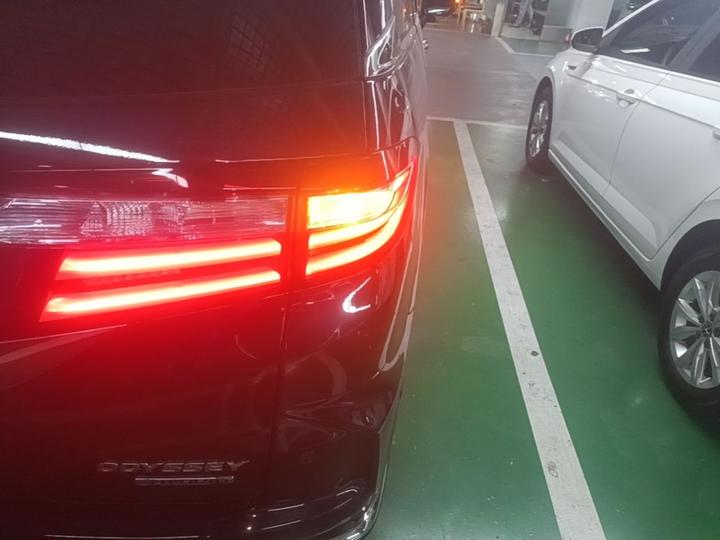Odyssey 2021 2.0L Supreme photo 7