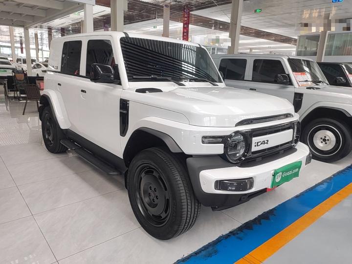 iCAR-Class V23 2025 401 RWD ADAS photo 3