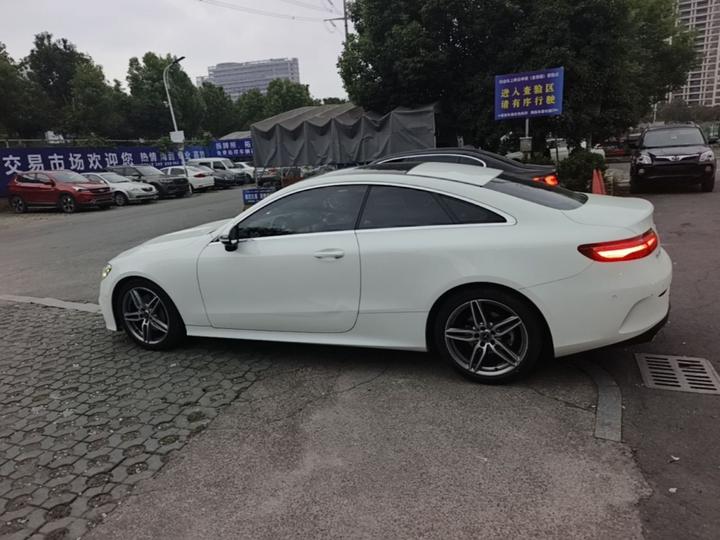 E-Class Imported 2017 E 200 Coupe photo 4