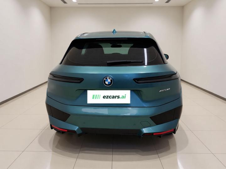 iX 2022 xDrive40 photo 5
