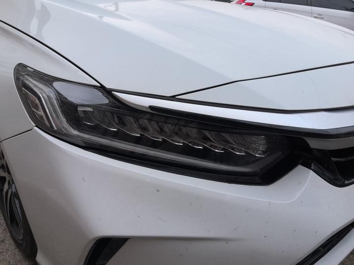 2022 260TURBO photo 7