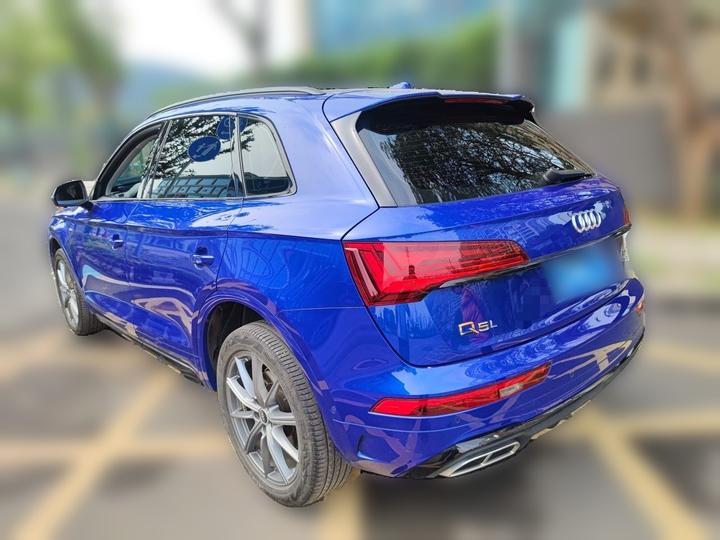 Q5L 2021 40 TFSI Luxury Dynamic photo 4