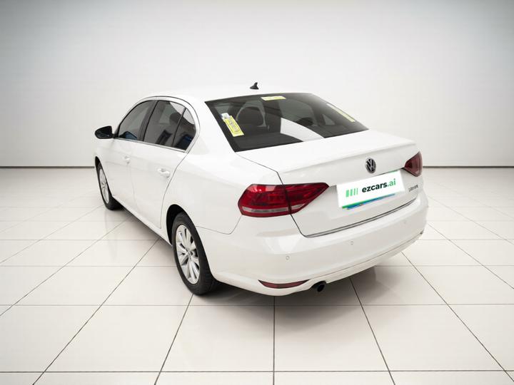 Lavida 2015 1.6L MT Comfort photo 4