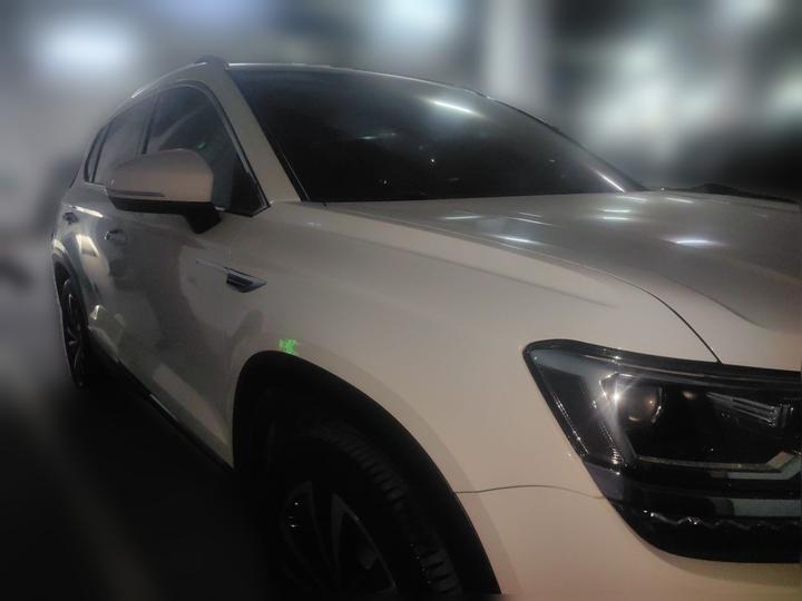 Tharu 2021 330TSI AWD Luxury photo 3