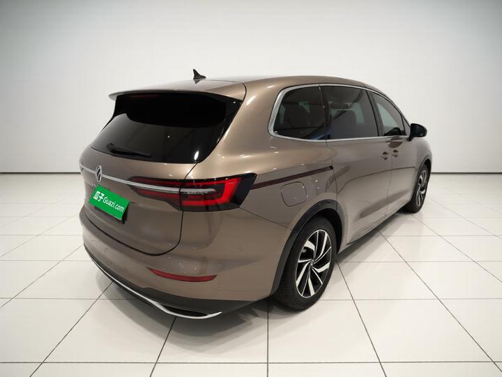 Viloran 2020 330TSI Luxury photo 6