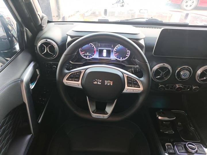 BJ40 2023 2.0T AT AWD photo 6