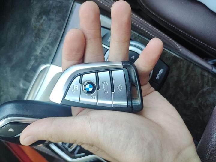 5 Series 2022 Facelift 525Li M Sport Package photo 8