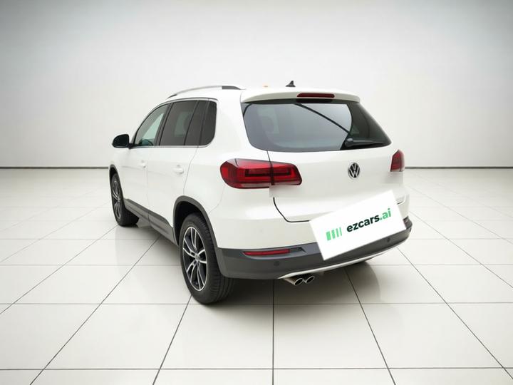 Tiguan 2015 1.8TSI AT RWD Luxury photo 4