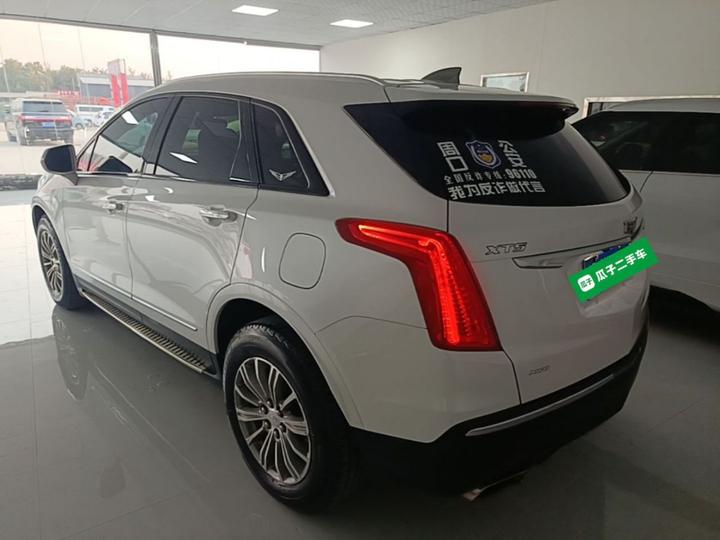 XT5 2016 28T AWD Luxury photo 4