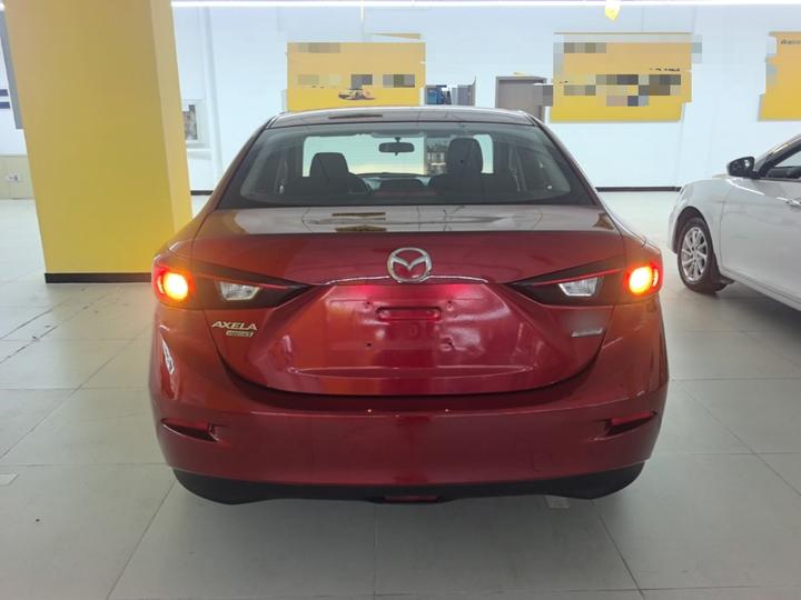 3 Axela 2016 Sedan 1.5L MT Comfort photo 3