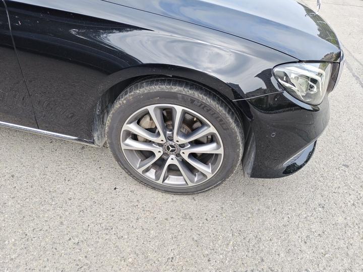 E-Class 2016 E 200 L photo 8