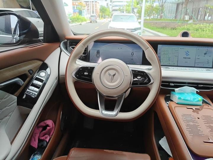Voyah FREE 2024 Extended Range ADAS photo 3