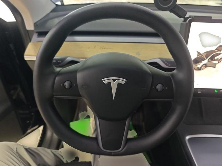 Model Y 2022 Facelift RWD photo 6