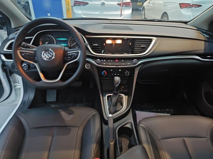 Excelle 2021 Facelift Classic 1.5L AT Elite photo 5