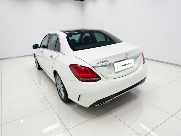 C-Class 2019 Facelift C 260 L Sport photo 3