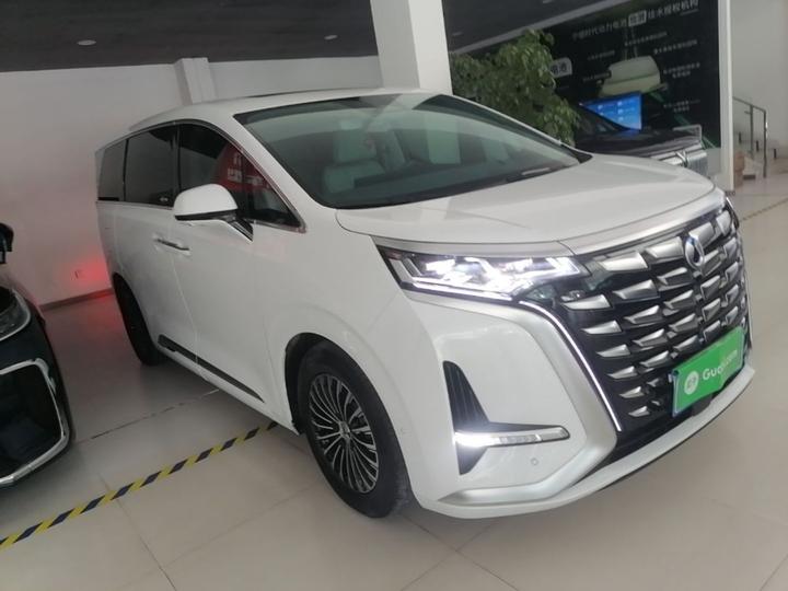 D9 2022 DM-i 970 AWD Flagship photo 3