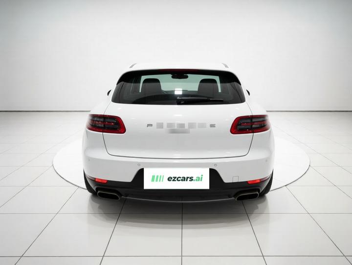 2014 Macan 2.0T photo 5