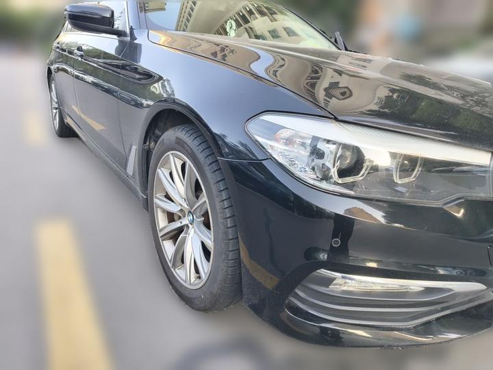 5 Series 2018 528Li Special photo 3
