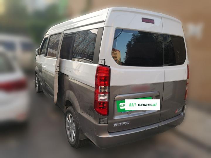 SRM Shineray Hiace X30L 2024 1.5L CNG Bus 6/7-Seater SWCC15M photo 4