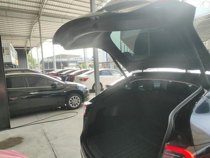 Model Y 2022 Facelift RWD photo 8