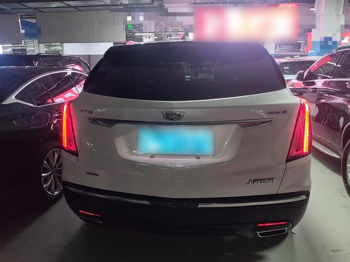 XT5 2021 28T AWD Leading Sport photo 3