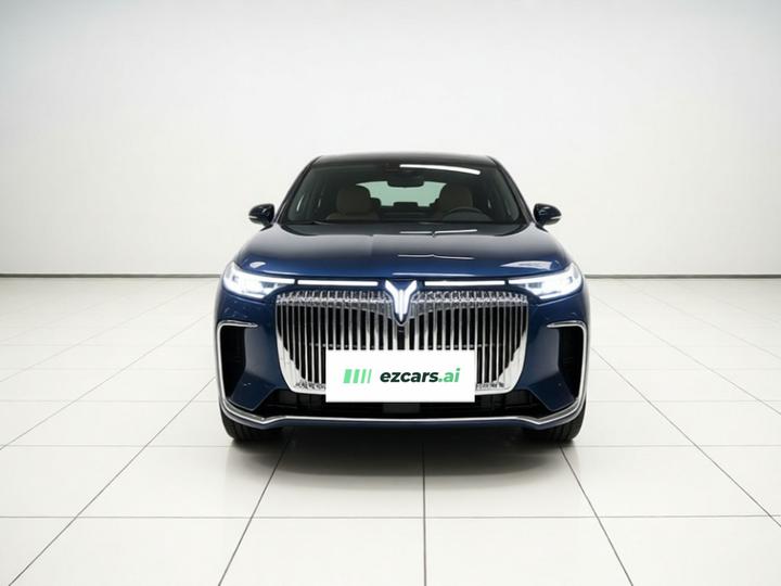 Voyah Dreamer 2025 PHEV AWD Premium photo 2