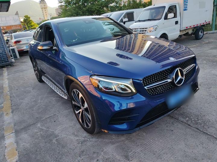 GLC Coupe 2017 GLC 260 4MATIC Coupe SUV photo 3